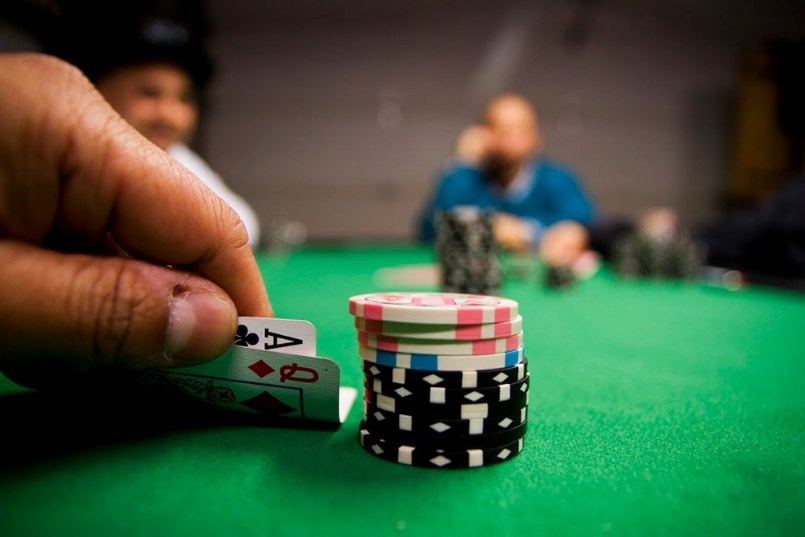 Poker tại mot88
